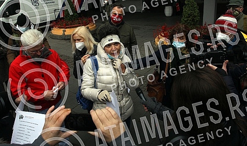 Activists of the citizens' association 