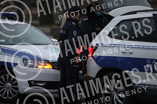 The man P.B. broke the protective fence in front of the National Assembly of the Republic of Serbia with a Toyota rav 4 car, threatening 
