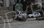 The man P.B. broke the protective fence in front of the National Assembly of the Republic of Serbia with a Toyota rav 4 car, threatening 