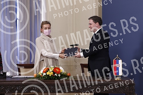 The Minister of Foreign Affairs of the Republic of Serbia, Nikola Selakovic, and the Permanent Coordinator of the United Nations in Serbia, Francoise Jacob, signed the 