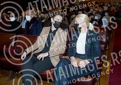 Prominent Serbian and world violinist Nemanja Radulovic and the Belgrade Philharmonic under the direction of conductor Danijel Rajskin held a concert in Kolarac.Istaknuti srpski i svetski violinista Nemanja Radulovic  i Beogradska filharmonija pod 