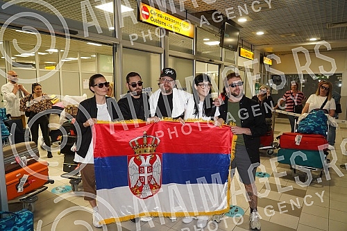 Return of Ana Djuric Konstrakte and the Serbian delegation from Italy, where she took 5th place in the Eurovision Song Contest held in Turin.Povratak Ane Djuric Konstrakte i srpska delegacija iz Italije, gde je na izboru za Pesmu Evrovizije odrzano