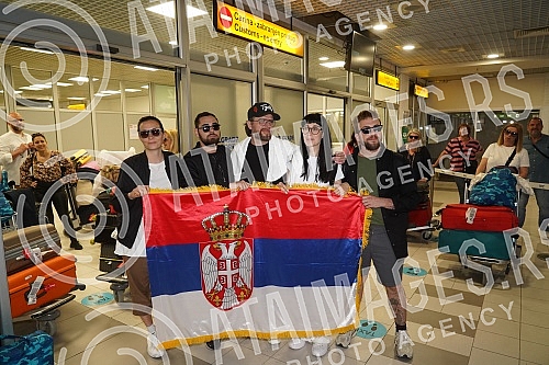 Return of Ana Djuric Konstrakte and the Serbian delegation from Italy, where she took 5th place in the Eurovision Song Contest held in Turin.Povratak Ane Djuric Konstrakte i srpska delegacija iz Italije, gde je na izboru za Pesmu Evrovizije odrzano