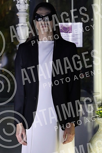 The fashion show transforming 