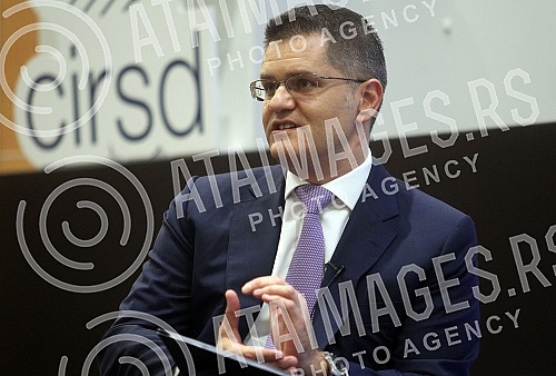 Horizons Discussion at the Center for International Cooperation and Sustainable Development (CIRSD).Horizons diskusija u Centru za medjunarodnu saradnju i odrzivi razvoj (CIRSD).