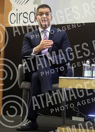 Horizons Discussion at the Center for International Cooperation and Sustainable Development (CIRSD).Horizons diskusija u Centru za medjunarodnu saradnju i odrzivi razvoj (CIRSD).