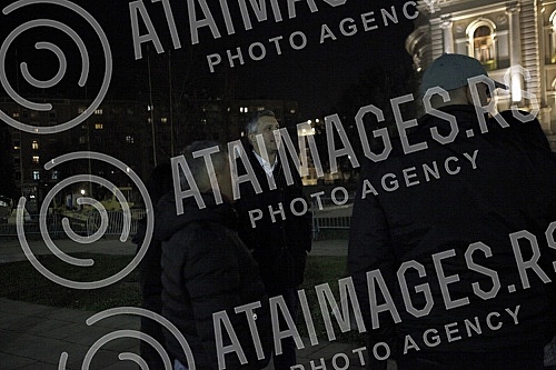 Protest against the introduction of kovid passes in front of the National Assembly of Serbia.Protest protiv uvodjenja kovid propusnica ispred Narodne skupstine Srbije.