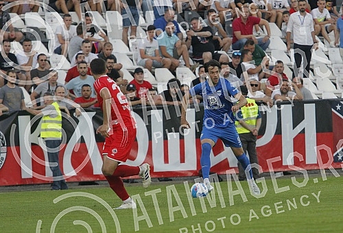 In the first match of the barrage to fill the Linglong Tire of the Serbian Super League, New Belgrade's IMT competed with the team from Novi Pazar at the FC Cukaricki stadium.Novobeogradski IMT je u prvom mecu baraza za popunu Linglong Tire Super l