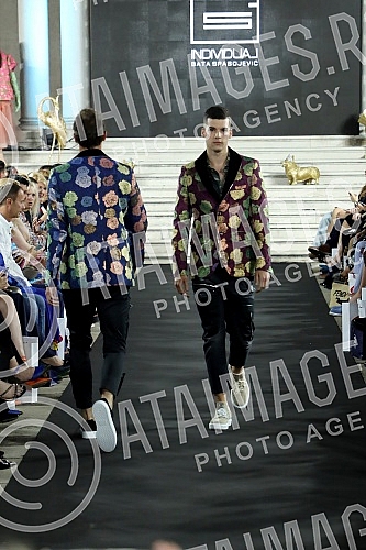 As part of the 64th International Fair of Technology and Technical Achievements at the Belgrade Fair, in Hall 3 at the PR-DC stand (Pink Research & Development Center), DJ Zex played music at the After Work Matinee.U okviru 64. Medjunarodnog sajma 