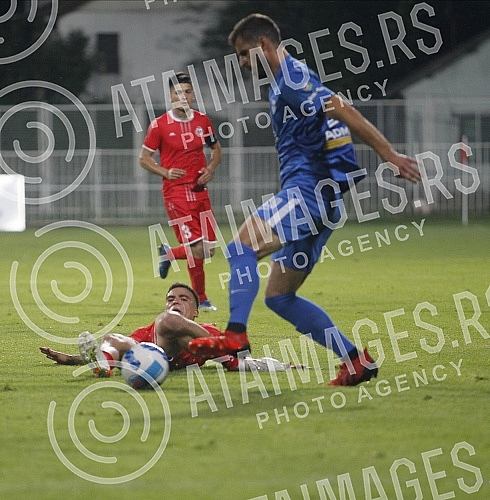 In the first match of the barrage to fill the Linglong Tire of the Serbian Super League, New Belgrade's IMT competed with the team from Novi Pazar at the FC Cukaricki stadium.Novobeogradski IMT je u prvom mecu baraza za popunu Linglong Tire Super l