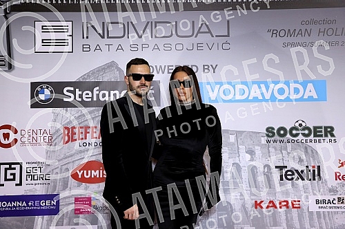 As part of the 64th International Fair of Technology and Technical Achievements at the Belgrade Fair, in Hall 3 at the PR-DC stand (Pink Research & Development Center), DJ Zex played music at the After Work Matinee.U okviru 64. Medjunarodnog sajma 