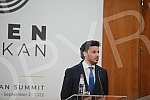 As part of the Open Balkan Leaders' Summit, bilateral documents were signed, followed by a joint media conference of politicians.U sklopu Samita lidera Otvorenog Balkana potpisiani su bilateralni dokumenati, a potom je usledila zajednicka konferenc