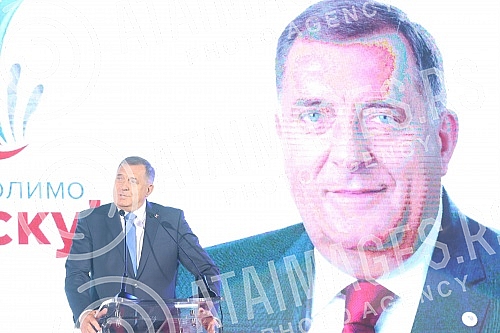 SNSD (Union of Independent Social Democrats) pre-election meeting held in Banja Luka.Predizborni miting SNSD (Savez nezavisnih socijaldemokrata) odrzan u Banja Luci.