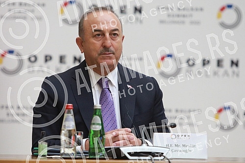 The Open Balkan Leaders' Summit was opened in the Palace of Serbia.U Palati Srbija otvoren je Samita lidera Otvorenog Balkana.