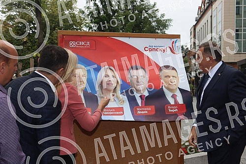 In Republika Srpska, the pre-election campaign has started, and the Alliance of Independent Social Democrats presented the first poster of the new election campaign.U Republici Srpskoj je pocela predizborna kampanja, a Savez nezavisnih socijaldemok