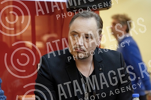 U Trznom centru USCE Shopping centar odrzano druzenje sa ucesnicima Eurosonga (Eurosong 2015 - Wiena). Ucestovali su: Bojana Stamenom (Srbija/Serbia), Nenad Knezevic - Knez (Crna Gora/Montenegro), Daniel Kajmakoski (Makedonija/FYROM) i Eduard Romanyu