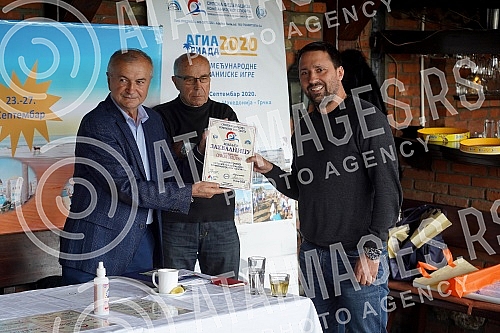 A press conference of the representatives of the Serbian federation of company sports, at which it was announced that they will go to the Summer company sports games in Greece in June. Konferencija za novinare predstavnika Srpske federacije kompani