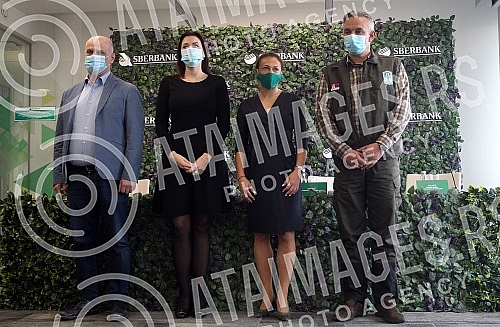 The cooperation agreement between Sberbank, Srbijasume and Fruska Gora National park, on the basis of which more than 20,000 trees will be planted on the Suvobor and Rudnik mountains, in Belgrade and in the Fruska Gora National park, was signed in th