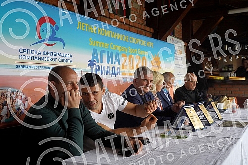 A press conference of the representatives of the Serbian federation of company sports, at which it was announced that they will go to the Summer company sports games in Greece in June. Konferencija za novinare predstavnika Srpske federacije kompani