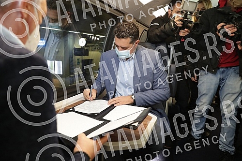 At the Belgrade Central Railway Station, Prokop, a Letter of Intent was signed between Telekom Srbija, Serbian Railway Infrastructure a.d. and Srbija Voza a.d., with the aim of improving the user experience of passengers on Serbian railways.Na Glav