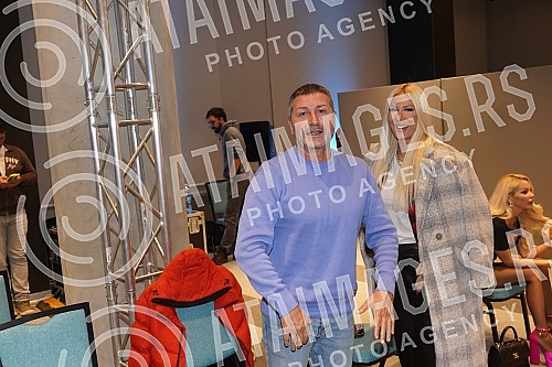 The fashion show of the luxury brand Pivione Aristocrate was held at the Mona Plaza Hotel.U hotelu Mona Plaza odrzana je modna revija luksuznog brenda Pivione Aristocrate.