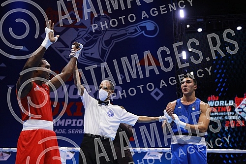 2021 Olympic Boxing World Championships - Stark Arena. Finals, Heavyweight (92kg), Julio La Cruz Peraza (CUB) (RED) vs Aziz Abbes Mouhiidine (ITA). Svetsko prvenstvo u olimpijskom boksu 2021 - Stark arena.