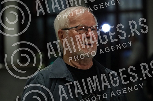 A concert in honor of the legendary drummer Dragoljub Djuricic, the man with the biggest smile on the domestic music scene, was held at the Atelier 212 theater.Koncert u cast legendarnog bubnjara Dragoljuba Djuricica, coveka sa najvecim osmehom na 