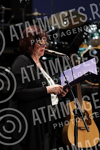 A concert in honor of the legendary drummer Dragoljub Djuricic, the man with the biggest smile on the domestic music scene, was held at the Atelier 212 theater.Koncert u cast legendarnog bubnjara Dragoljuba Djuricica, coveka sa najvecim osmehom na 