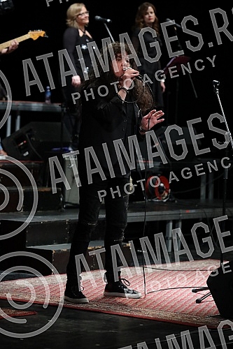 A concert in honor of the legendary drummer Dragoljub Djuricic, the man with the biggest smile on the domestic music scene, was held at the Atelier 212 theater.Koncert u cast legendarnog bubnjara Dragoljuba Djuricica, coveka sa najvecim osmehom na 