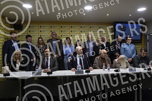 Presentation of the coalition Boris Tadic - Let's have people and coalition partners - Social Democratic Party, New Party, 1 out of 5 million, Movement for Tolerance, United Green Movement of Serbia, Party of Montenegrins, Bosniak Civic Party.Preds
