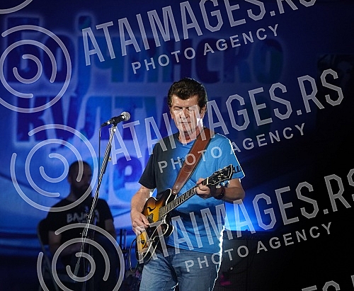 The Bojcinsko Cultural Summer opened with a concert by Bajaga and the instructor.Koncertom Bajage i instruktora otvoreno je Bojcinsko kulturno leto.