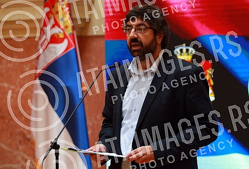 Radomir Lazovic's press conference from Ne davimo Beograd on the status of the People's Initiative on banning lithium and boron mining on the territory of Serbia, which was signed by more than 30 thousand citizens.Konferencija za medije Radomira La