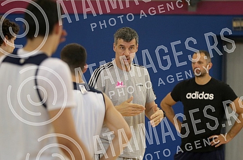 Training of basketball players Mega Bemax and new coach Vlado Jovanovic.Trening kosarkasa Mega Bemax i novog trenera Vlade Jovanovica.
