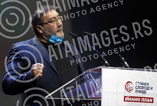 The Assembly of the Party of Freedom and Justice is being held in Kombank Hall.U Kombank dvorani se odrzava Skupstina Stranke slobode i pravde.