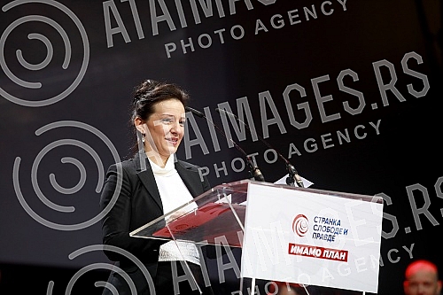 The Assembly of the Party of Freedom and Justice is being held in Kombank Hall.U Kombank dvorani se odrzava Skupstina Stranke slobode i pravde.