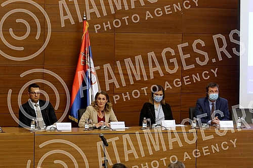 The conference on the occasion of the International Day for Tolerance was held at the Club of Deputies.Konferencija povodom Medjunarodnog dana tolerancije odrzana je u Klubu poslanika.