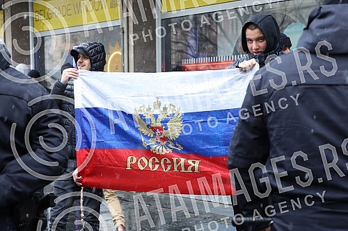 A gathering of non-governmental organizations against the Russian invasion of Ukraine began in Knez Mihailova Street in downtown Belgrade, in front of the Cultural Center.Skup nevladinih organizacija protiv ruske invazije na Ukrajinu, poceo je u Kn
