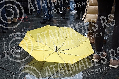 A gathering of non-governmental organizations against the Russian invasion of Ukraine began in Knez Mihailova Street in downtown Belgrade, in front of the Cultural Center.Skup nevladinih organizacija protiv ruske invazije na Ukrajinu, poceo je u Kn