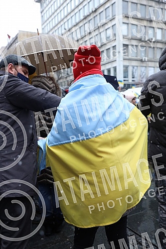 A gathering of non-governmental organizations against the Russian invasion of Ukraine began in Knez Mihailova Street in downtown Belgrade, in front of the Cultural Center.Skup nevladinih organizacija protiv ruske invazije na Ukrajinu, poceo je u Kn