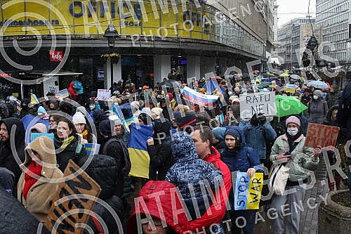 A gathering of non-governmental organizations against the Russian invasion of Ukraine began in Knez Mihailova Street in downtown Belgrade, in front of the Cultural Center.Skup nevladinih organizacija protiv ruske invazije na Ukrajinu, poceo je u Kn