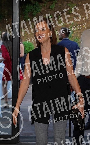 The fourth donor council of the Humanitarian Organization of Serbs for Serbs was organized in the restaurant Topciderac.Cetvrto donatorsko vece Humanitarne organizacije Srbi za Srbe  organizovano je u restoranu Topciderac.