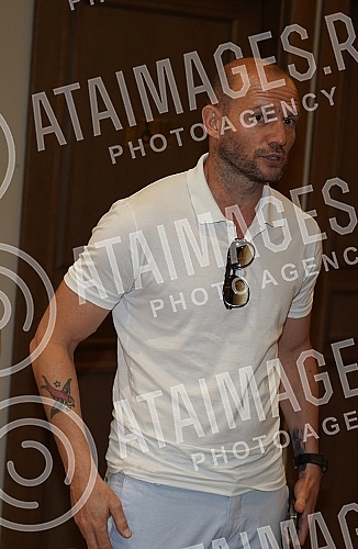 The fourth donor council of the Humanitarian Organization of Serbs for Serbs was organized in the restaurant Topciderac.Cetvrto donatorsko vece Humanitarne organizacije Srbi za Srbe  organizovano je u restoranu Topciderac.