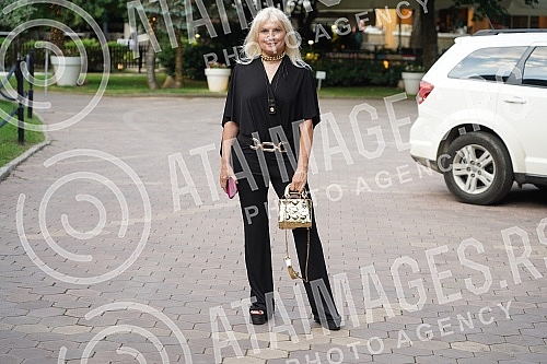 The fourth donor council of the Humanitarian Organization of Serbs for Serbs was organized in the restaurant Topciderac.Cetvrto donatorsko vece Humanitarne organizacije Srbi za Srbe  organizovano je u restoranu Topciderac.