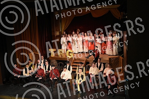 Georges Bizet's famous work, the opera Carmen, premiered at the National Theater in Nis under the baton of conductor Dejan Savic.Cuveno delo Zorza Bizea, opera Karmen, premijerno je izvedena u Narodnom pozoristu Nis pod dirigentskom palicom Dejana 