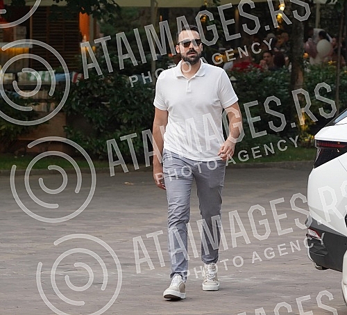 The fourth donor council of the Humanitarian Organization of Serbs for Serbs was organized in the restaurant Topciderac.Cetvrto donatorsko vece Humanitarne organizacije Srbi za Srbe  organizovano je u restoranu Topciderac.