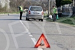 Organized by the local government volunteers carry out disinfection of all vehicles entering the territory of Smederevska Palanka.U organizaciji lokalne samouprave volonteri vrse dezinfekciju svih vozila koja ulaze na teritoriju Smederevske Palanke 