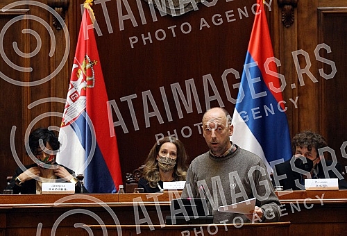 A public debate on the draft law on museum activities was held in the National assembly.U Narodnoj skupstini odrzana javna rasprava povodom Nacrta zakona o muzejskoj delatnosti.