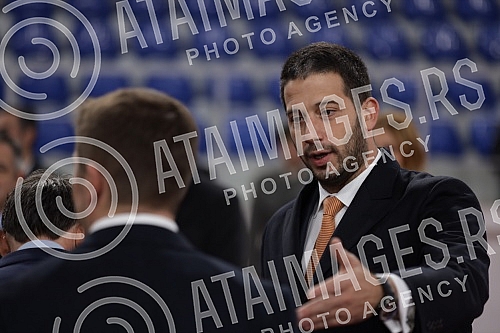 The athletics hall in Banjica was opened in 2016, and this year it was reconstructed with new tartan and lighting, and right next to the hall, the most modern athletics training facility in the Balkans was ceremoniously opened today.Atletska dvoran