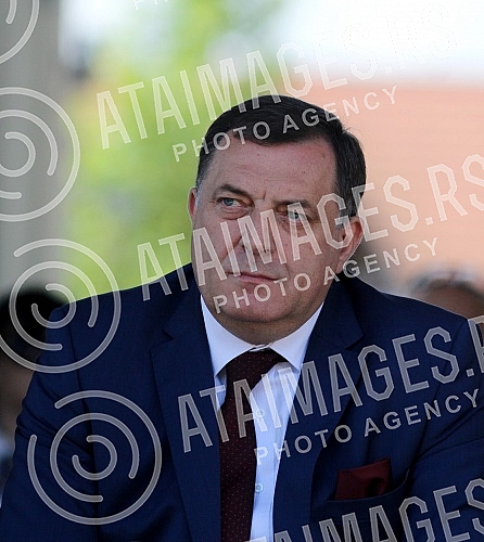 The ceremony of the renewed Ferhat Pasha mosque (Ferhadija) in Banja Luka, demolished 7 May 1993 during the war in BiH.Ceremonija svecanog otvaranja obnovljene Ferhat-pasine dzamije (Ferhadija) u Banja Luci, srusene 7. maja 1993. tokom rata u BiH. 