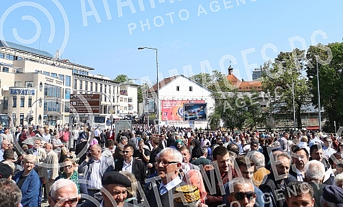 The ceremony of the renewed Ferhat Pasha mosque (Ferhadija) in Banja Luka, demolished 7 May 1993 during the war in BiH.Ceremonija svecanog otvaranja obnovljene Ferhat-pasine dzamije (Ferhadija) u Banja Luci, srusene 7. maja 1993. tokom rata u BiH. 